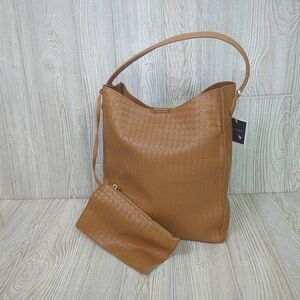 Kaari Womens Faux Leather Bucket Bag Handbag Taupe Diamond Pattern with Wallet